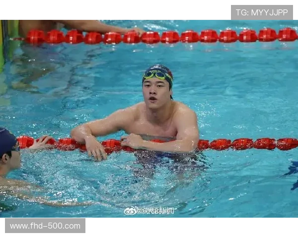 孙杨、潘展乐亮相男子400米自由泳预赛，新老对话引爆全场